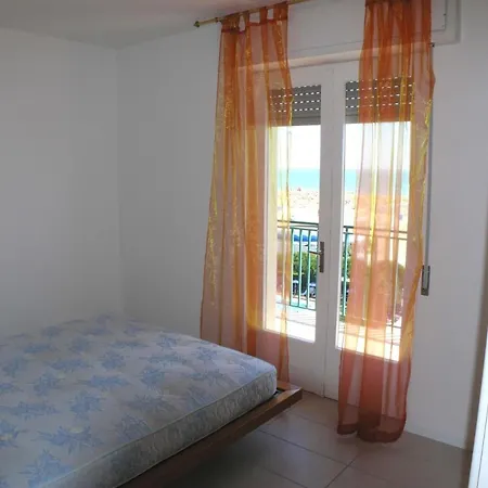 Appartement Ferienwohnung Fuer 6 Personen Ca 45 Qm In Bibione, Adriakueste Italien Und Umgebung - B63273